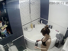 Curvy Teacher Mia Enjoy A Relaxing Bath After Class