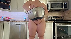 Jesse Switch seduces while scrubbing: A Soapy Romp in the Kitchen